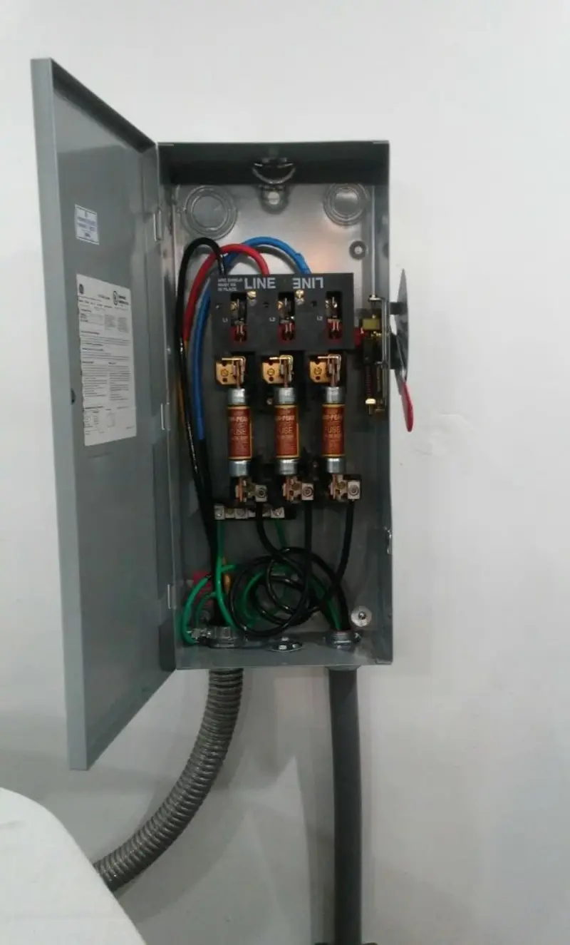 Three-phase disconnect switch installed for Electrical Wiring & Rewiring in Sterling Heights